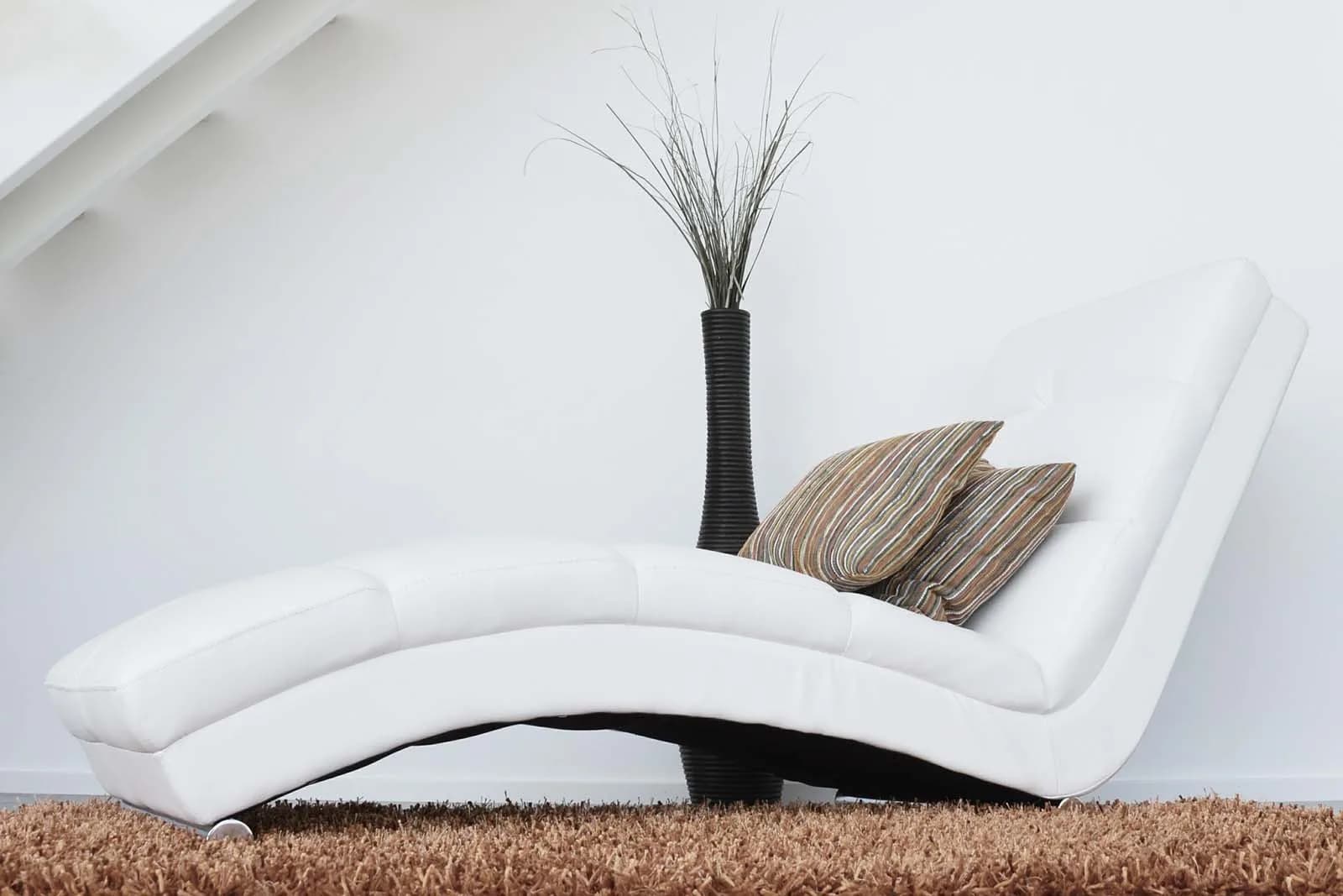 Daybed or chaise lounge as a timeless home design element
