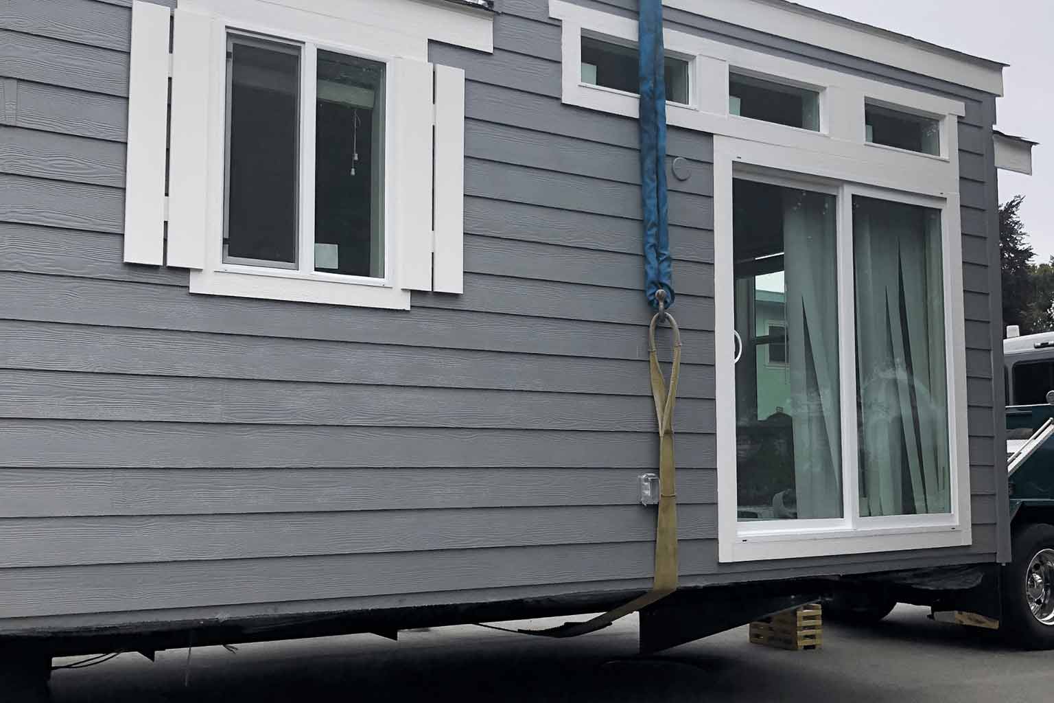 Manufactured home transportation