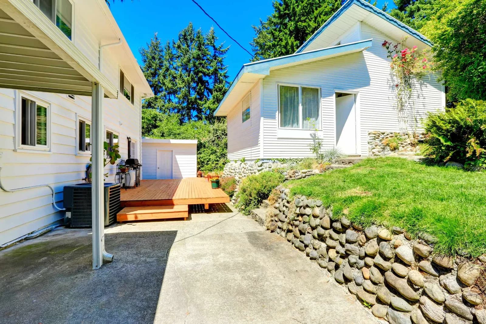 Back yard guest house