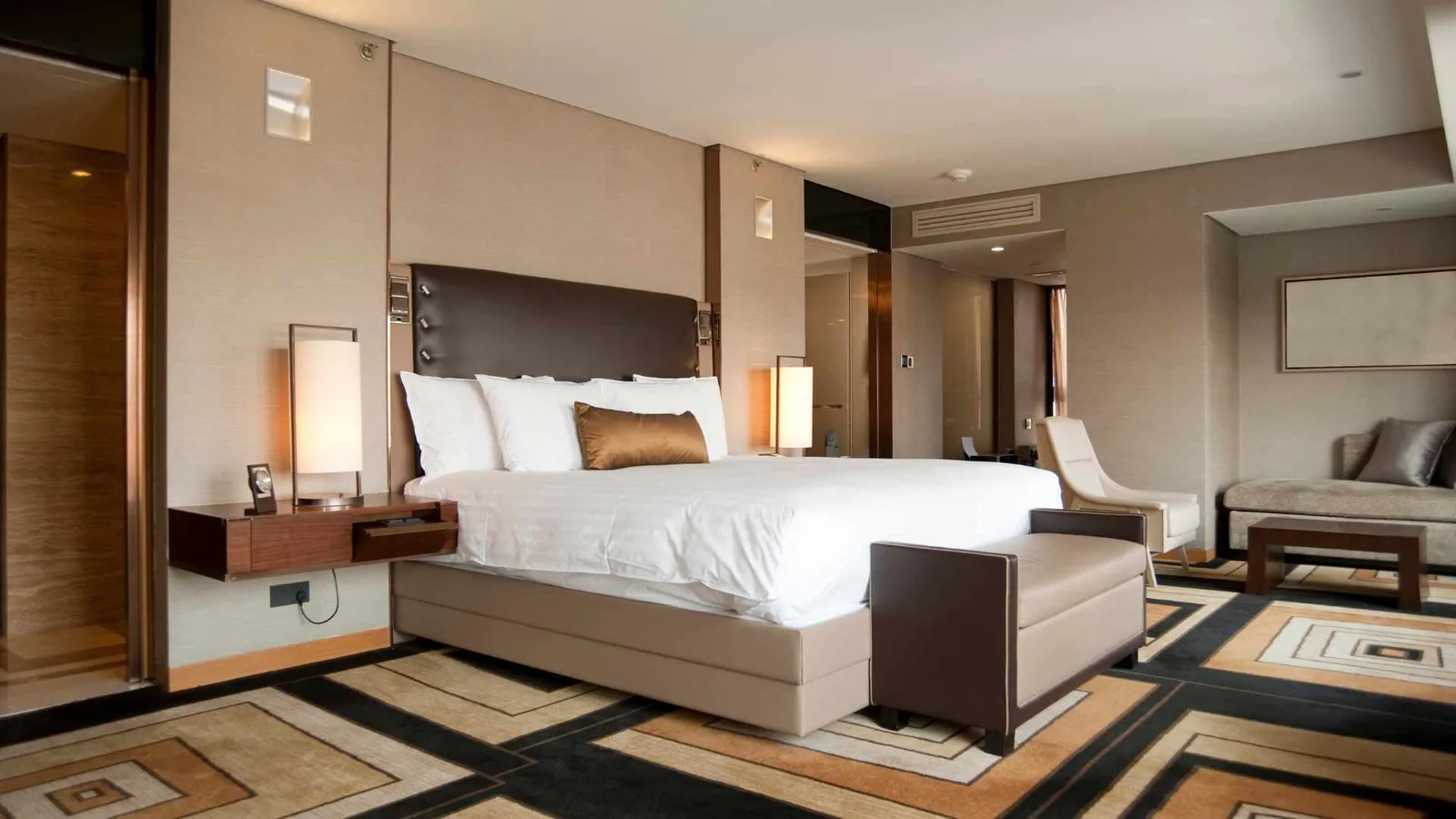 hotel room as studio inspiration