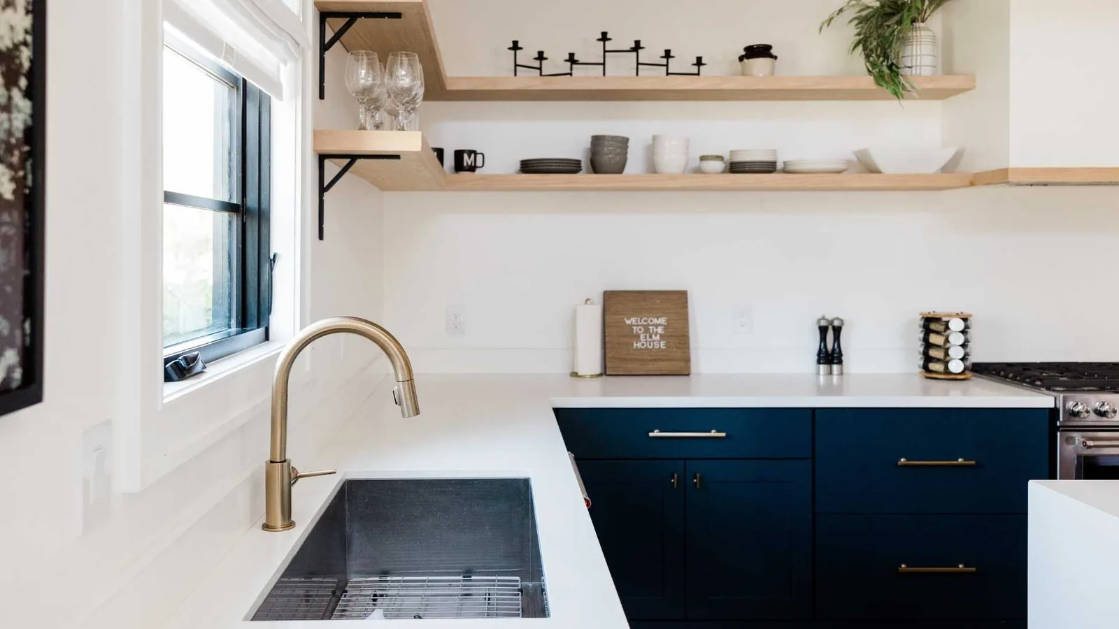 Kitchen with open shelves