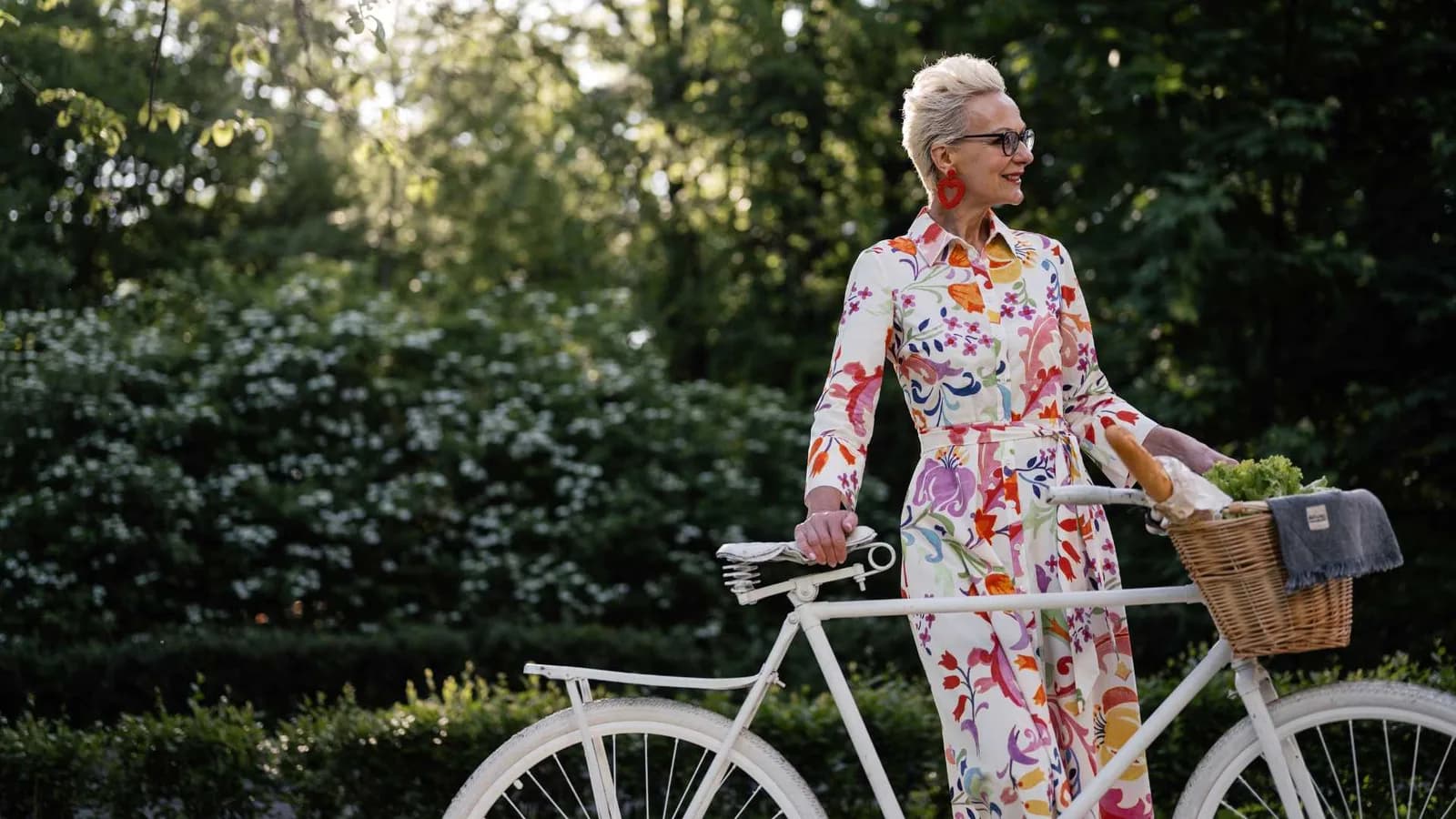 Modern granny