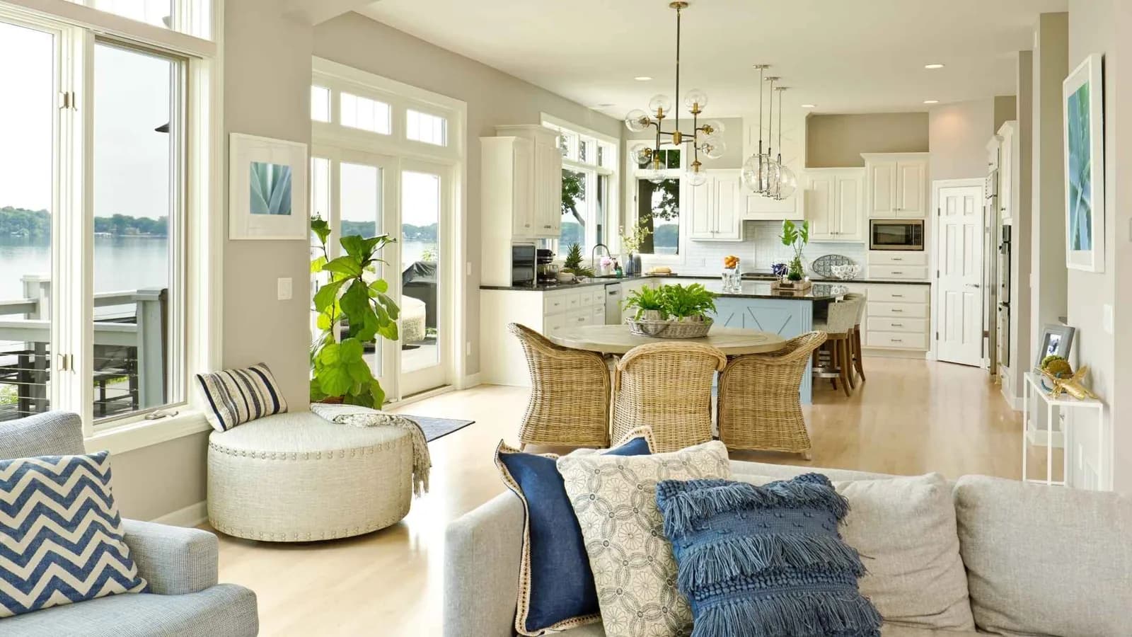 Open floor area