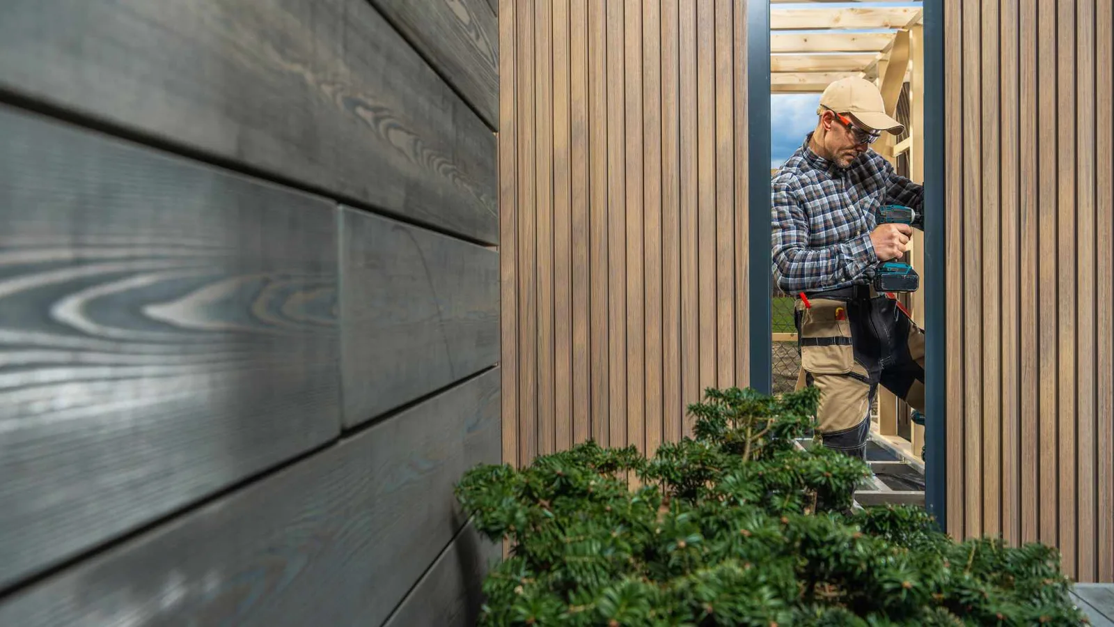 custom shed builder