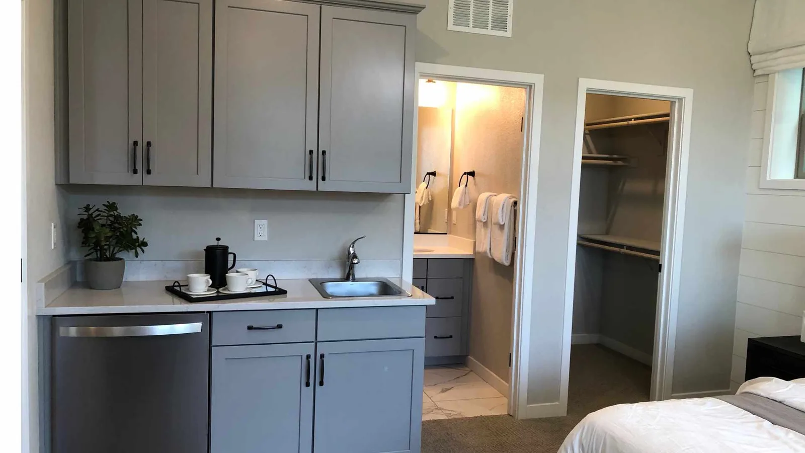 Studio ADU layout with bathroom and closet