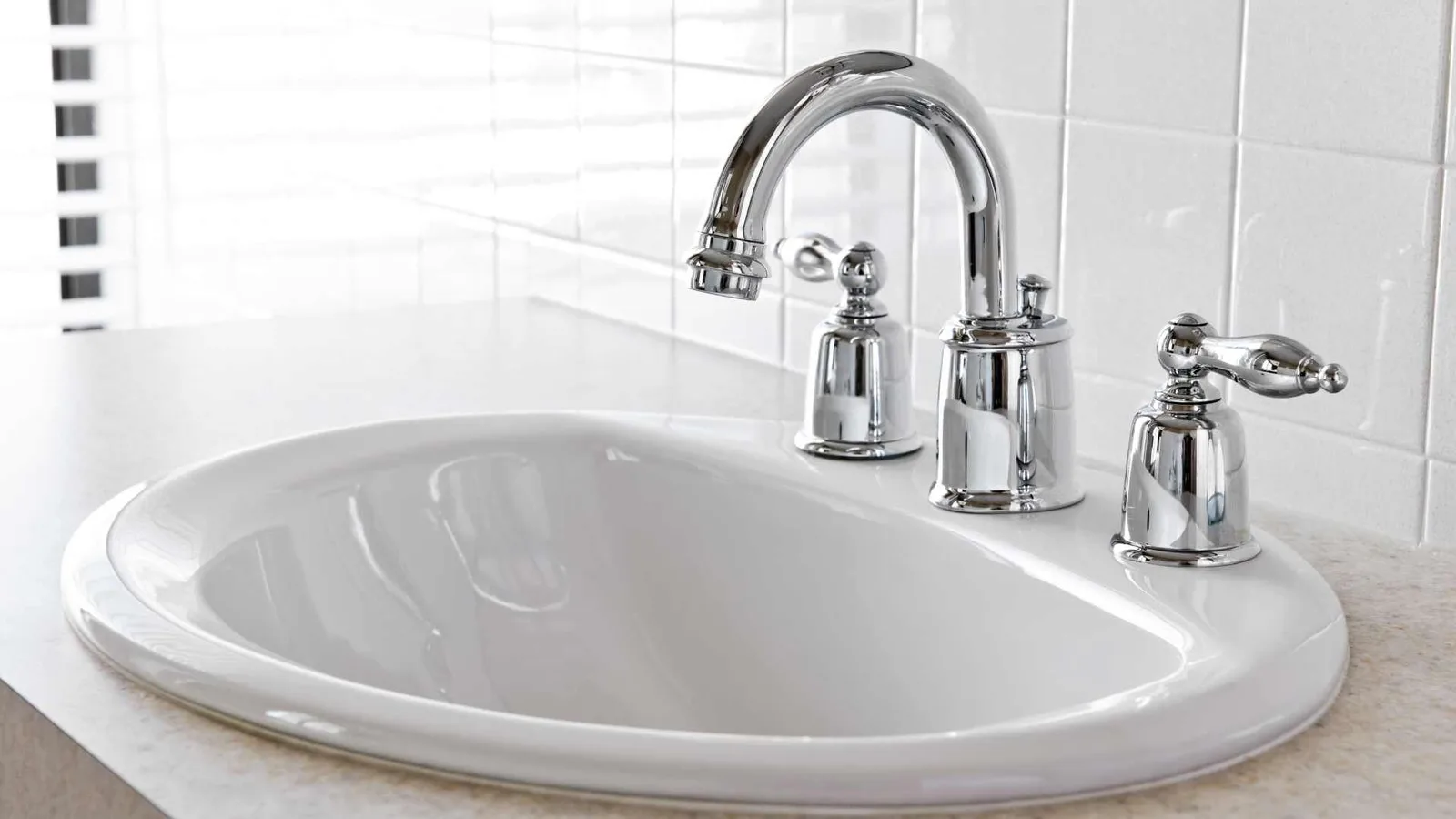 Traditional faucet on a bathroom sink